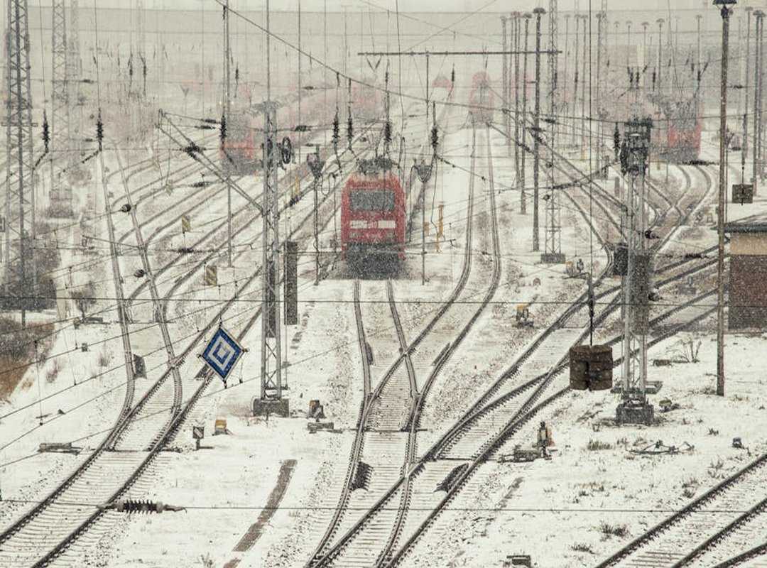 Financial Ecosystems of Nfts Etrsnft